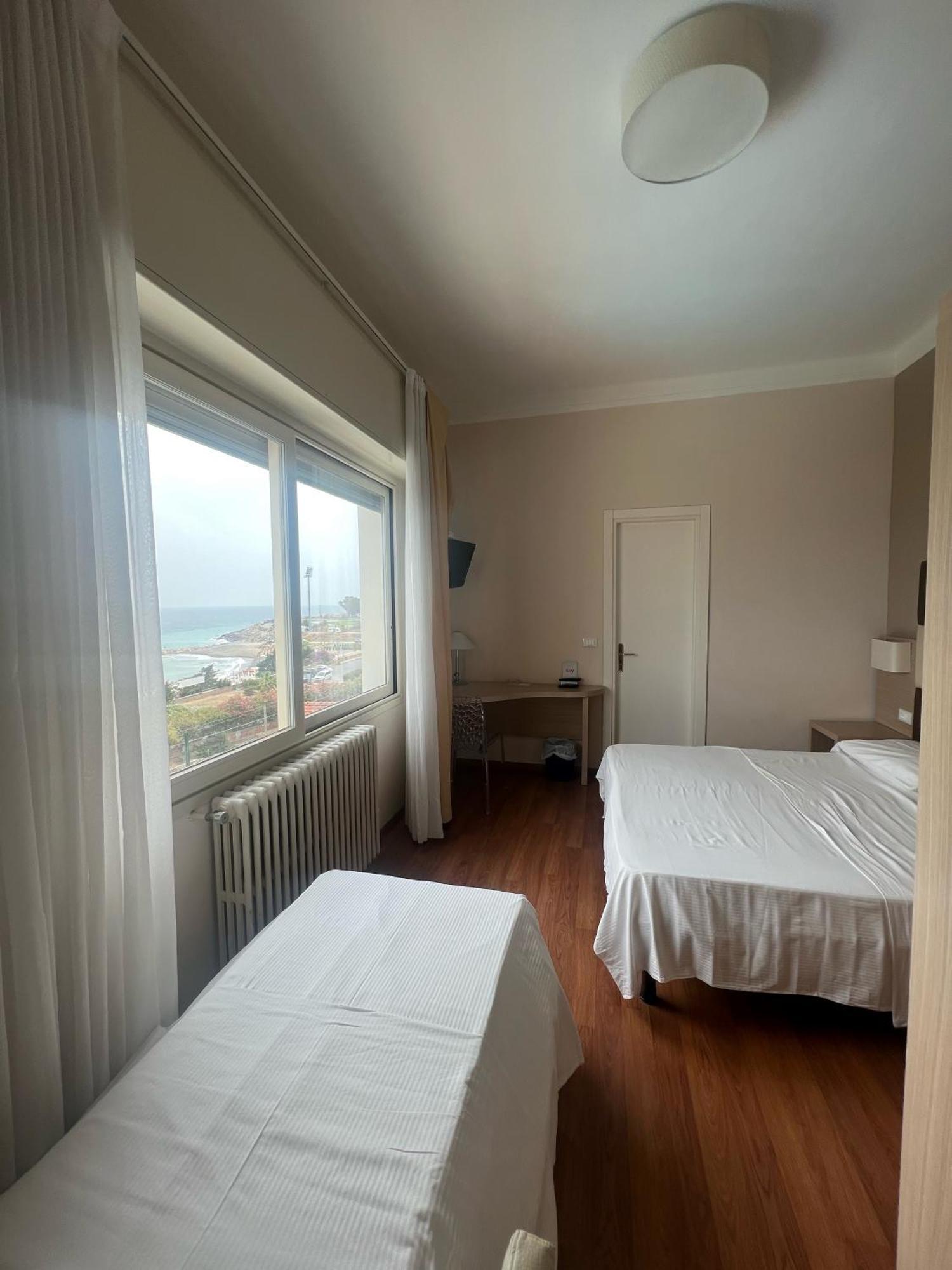 Hotel Napoleon Сан Ремо Екстериор снимка